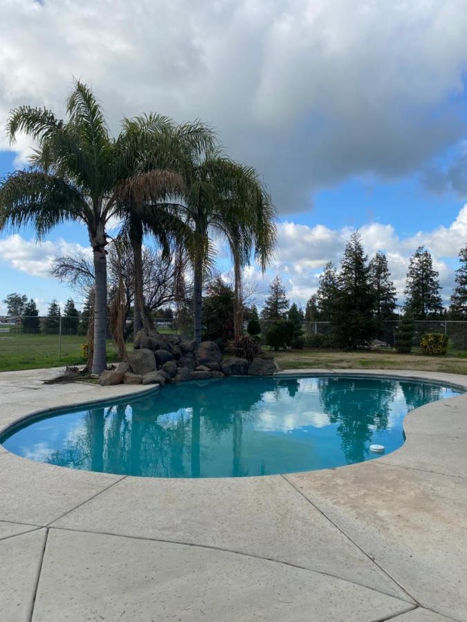 Beautiful Peaceful Desirable Home In Madera Rancho Esterno foto